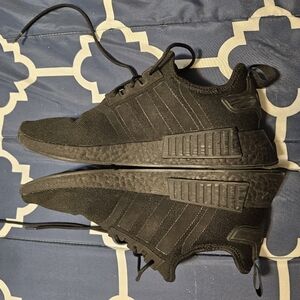 MEN'S ADIDAS ORIGINALS NMD_R1 CASUAL SHOES